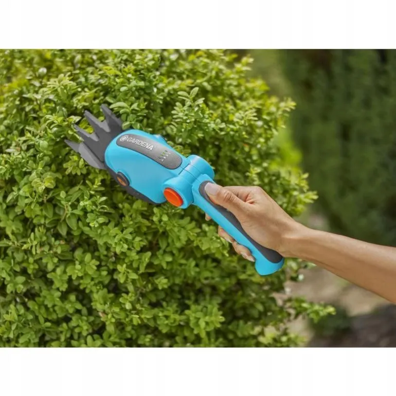Akumulatorowe nożyce do przycinania brzegów trawnika i cięcia krzewów ComfortCut Li GARDENA 9888-20