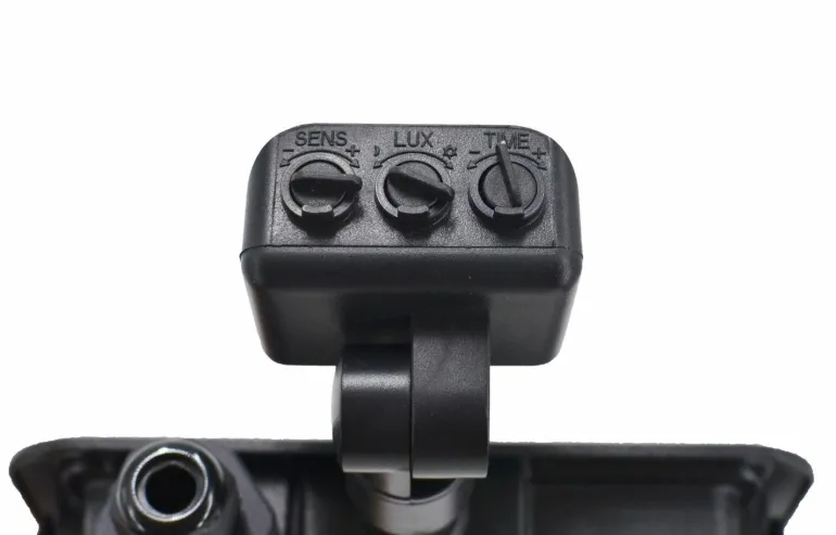 AWTOOLS REFLEKTOR SLIM SMD LED 20W RUCH