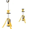 DEWALT LAMPA 18V LED TRÓJNÓG 1-2,2m DCL079