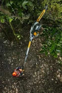 DEWALT PILARKA ŁAŃCUCHOWA NA WYŚIĘGNIKU 18V 1x5,0Ah 20cm DŁ. 2-3m DCMPS567P1