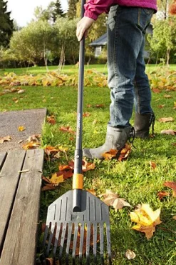 FISKARS GRABIE DO LIŚCI, MAŁE QUIKFIT