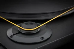 MoFi Electronics StudioDeck Foundation