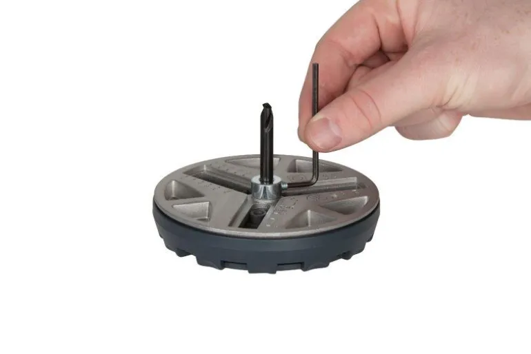 Otwornica regulowana Wolfcraft 45 - 90 mm