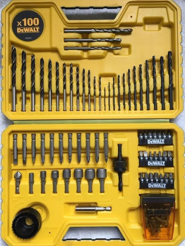 ZESTAW WIERTEŁ I BITÓW 100cz.