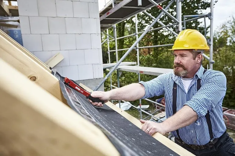 Zszywacz udarowy NOVUS J-022