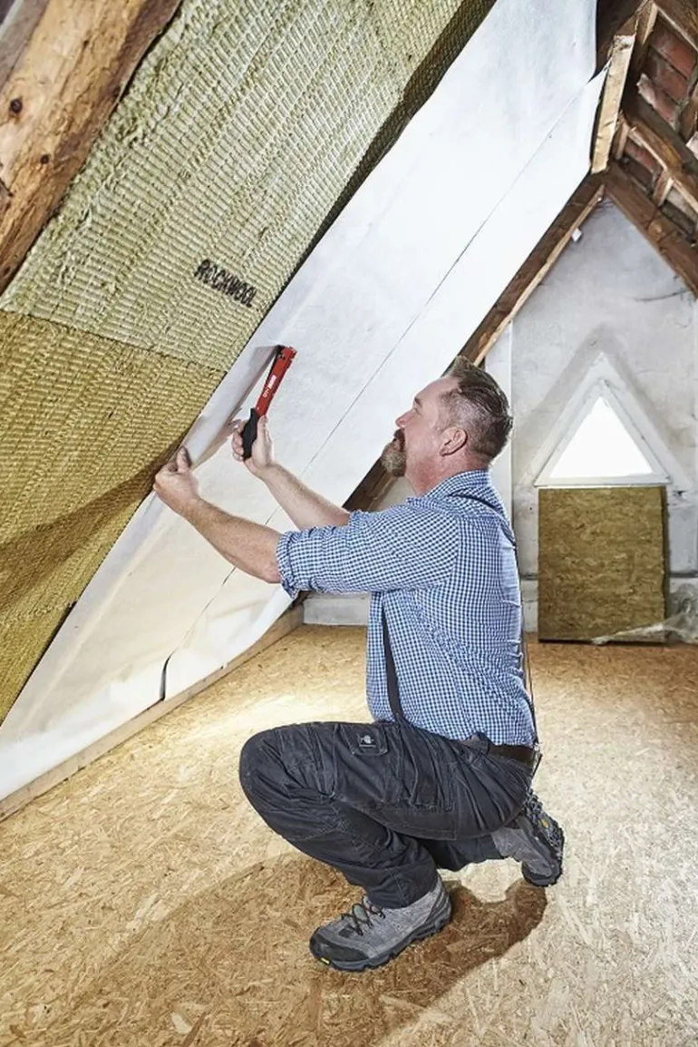 Zszywacz udarowy NOVUS J-022